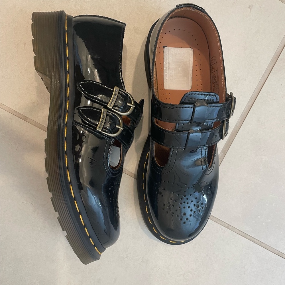 Doc Marten **Mint* Black MaryJanes